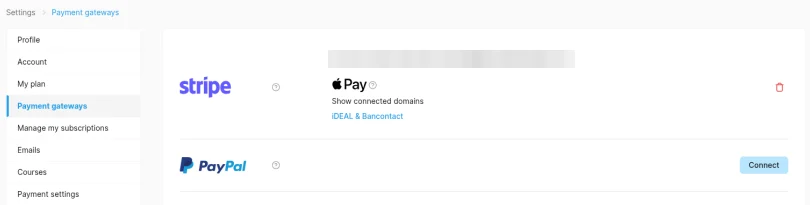 Systeme.io Payment gateways with the Stripe row showing Apple Pay, Show connected domains and iDEAL and Bancontact
